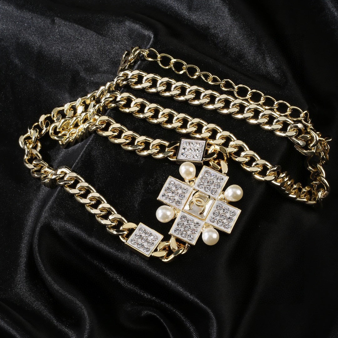 CHANEL 25S CHAIN BELT IN GOLD METAL 614478