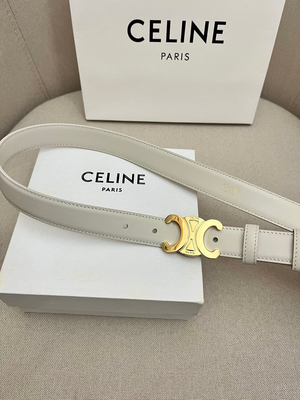 CELINE 25S TRIOMPHE 25MM BELT IN WHITE CALFSKIN GOLD HARDWARE