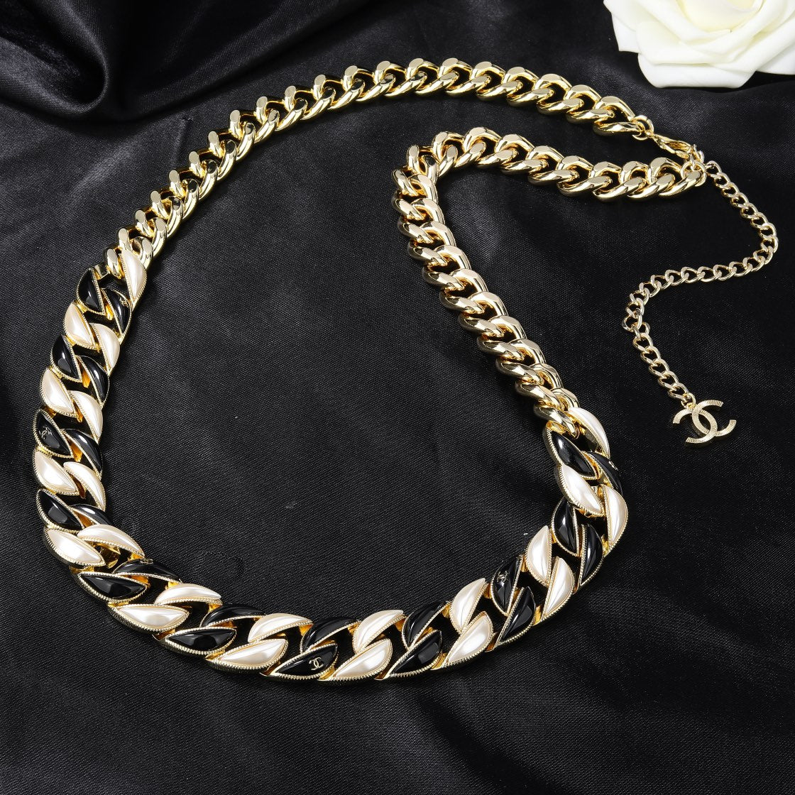 CHANEL 25S CHAIN BELT IN SILVER METALLIC 614405