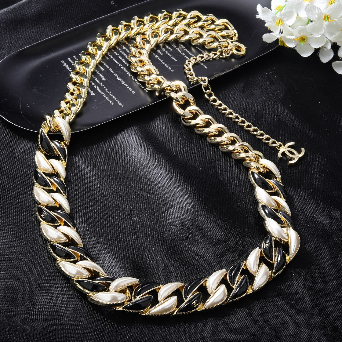 CHANEL 25S CHAIN BELT IN SILVER METALLIC 614405