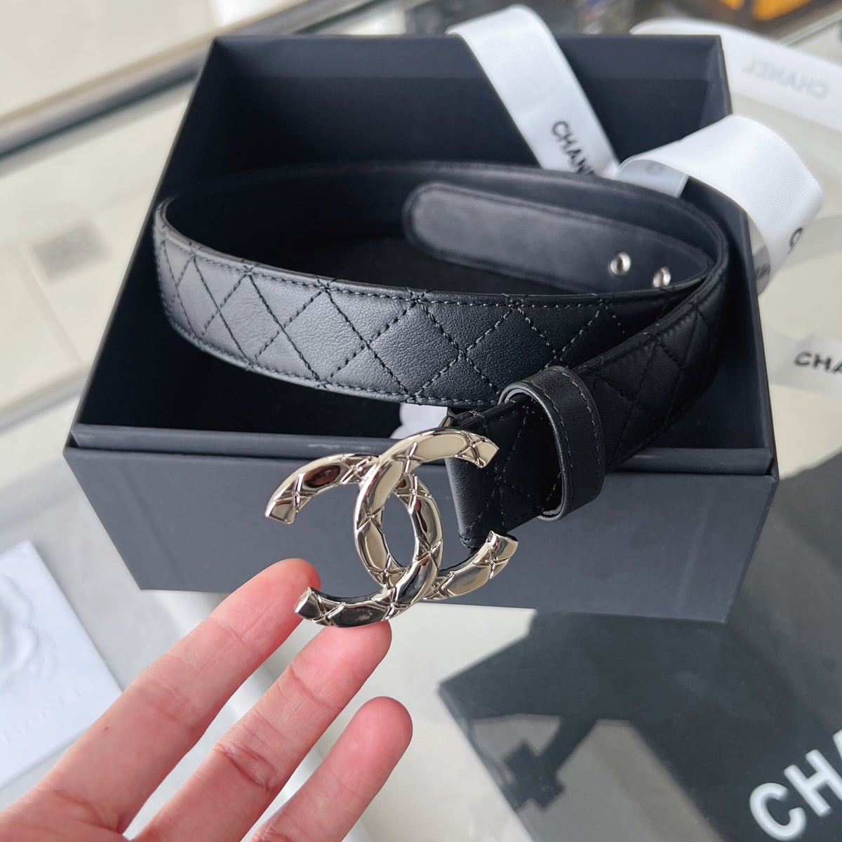CHANEL 25S BELT 30 MM IN BLACK CALFSKIN 616604