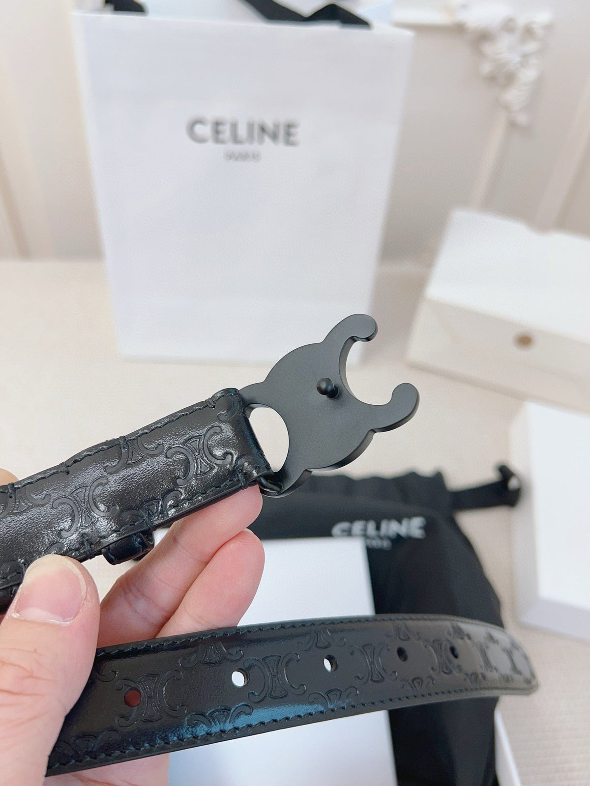 CELINE 25S BELT 25MM TRIOMPHE IN BLACK CALFSKIN 563334
