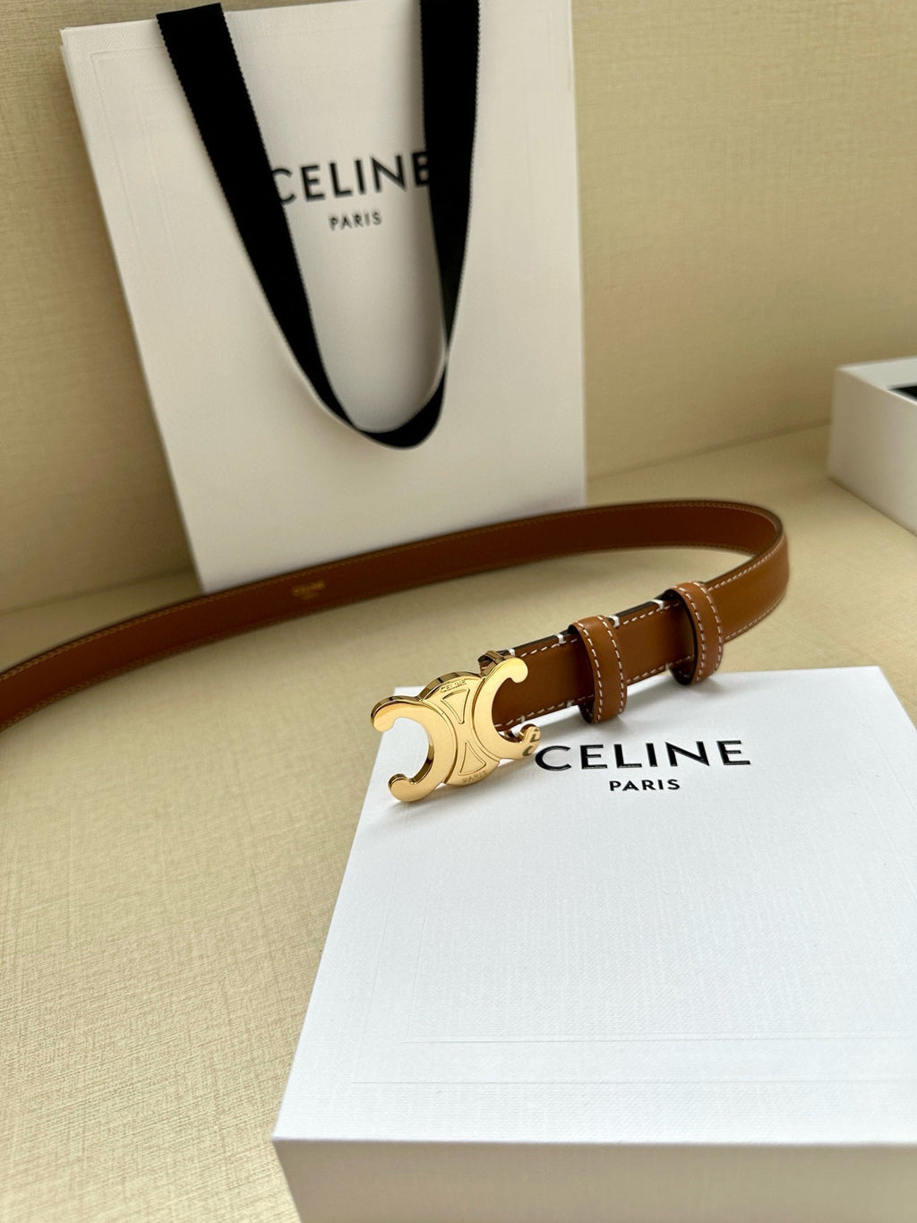 CELINE 25S BELT TRIOMPHE TAURILLON 25MM IN CARAMEL CALFSKIN 557502