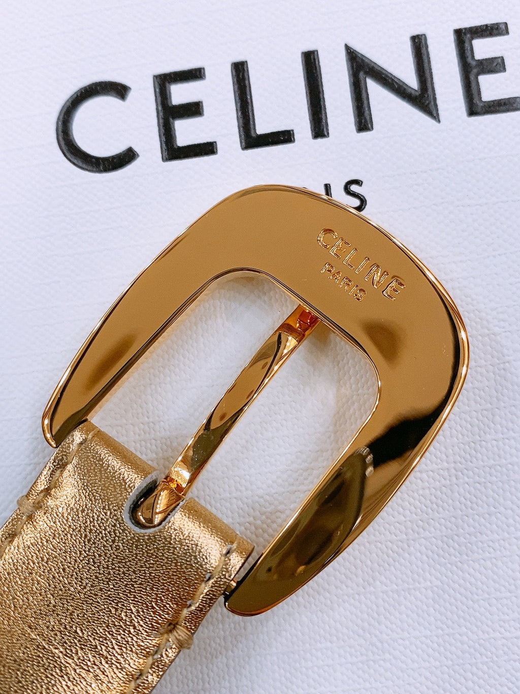 CELINE 25S BELT 25MM WITH ARC DE TRIOMPHE BUCKLE IN GOLD 571497